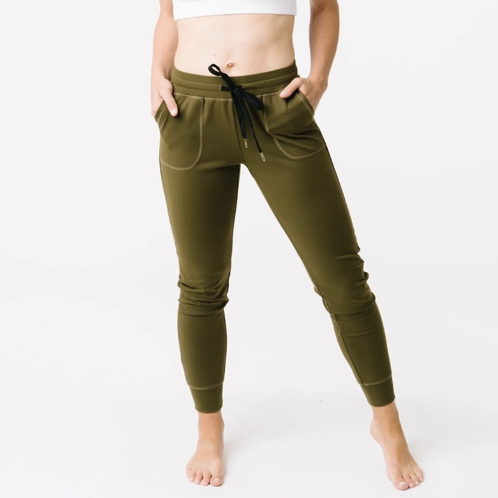 NWT Zyia Olive Unwind Joggers